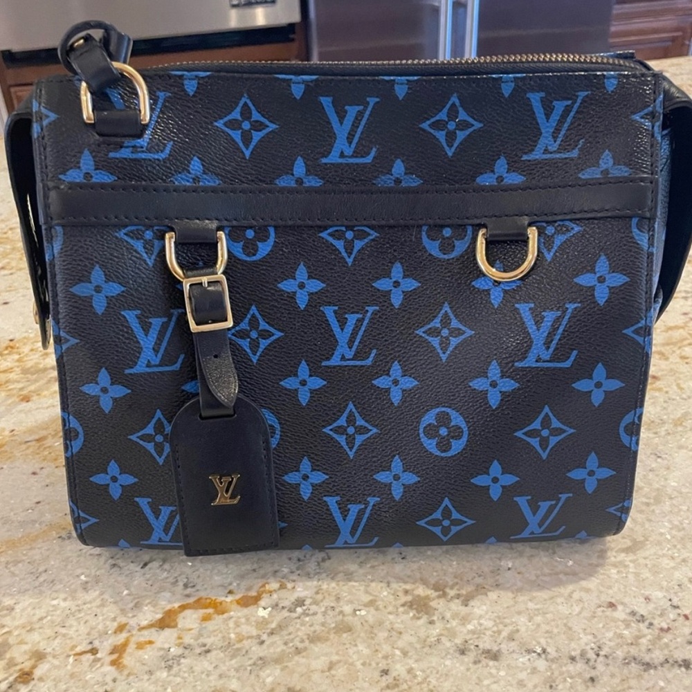 Louis Vuitton Tiffany Blue Black Coloured Speedy Amazon PM